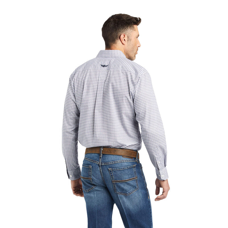 Relentless Savvy Stretch Classic Fit Shirt